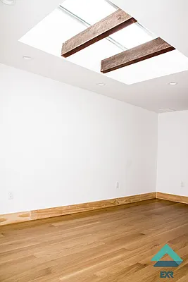 Rented by EXR | media 43