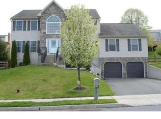 4772 Dunham Dr, Reading, PA