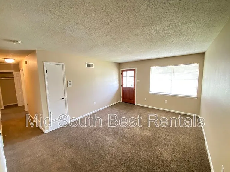 4294 Elmridge St — Photo 8