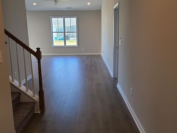 2nd image of 3912 Virgo Ln