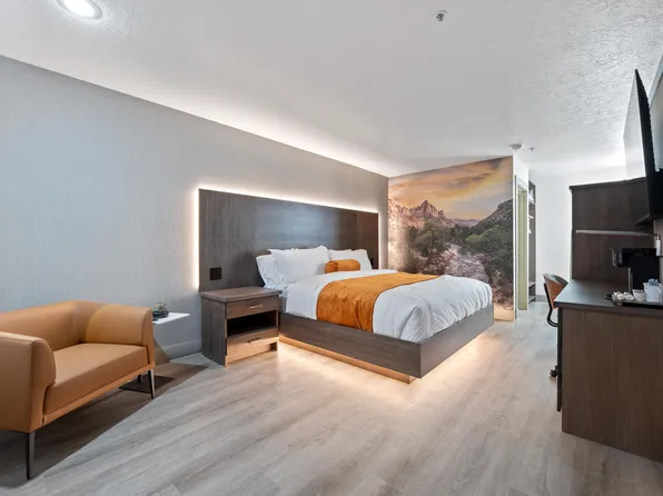 245 Red Cliffs Dr #113, Saint George, UT 84790