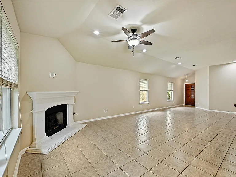 2717 Granite Creek Dr — Photo 7