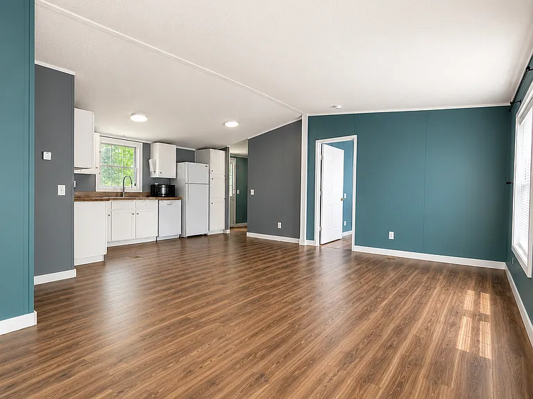 102 Ridge Rd — Photo 2