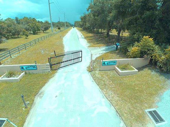 5th image of 3285 Elkcam Blvd