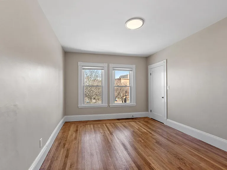 1590 Cambridge St — Photo 19