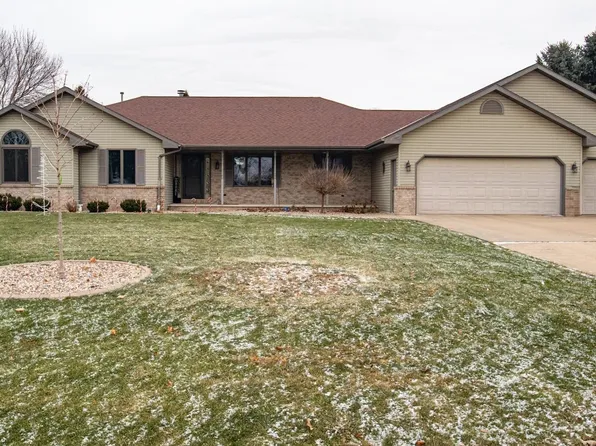 N4180 Birch Trl, Freedom, WI 54130