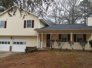 430 Rocky Cove Trl, Lawrenceville, GA 30044