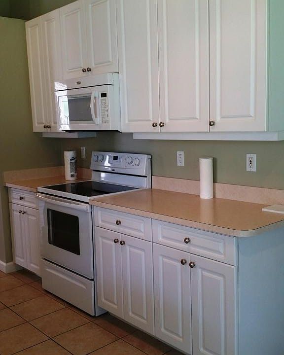 1st image of 904 SW Munjack Cir