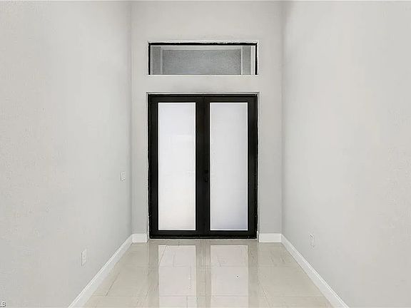 3rd image of 4341 NW 31st St