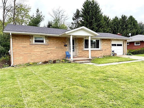 2nd image of 3918 Hanlin Way