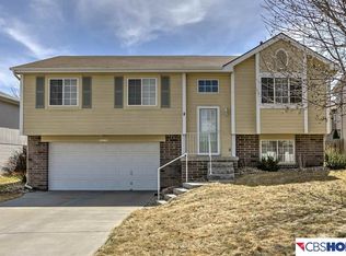 14467 Saratoga St, Omaha, NE 68116
