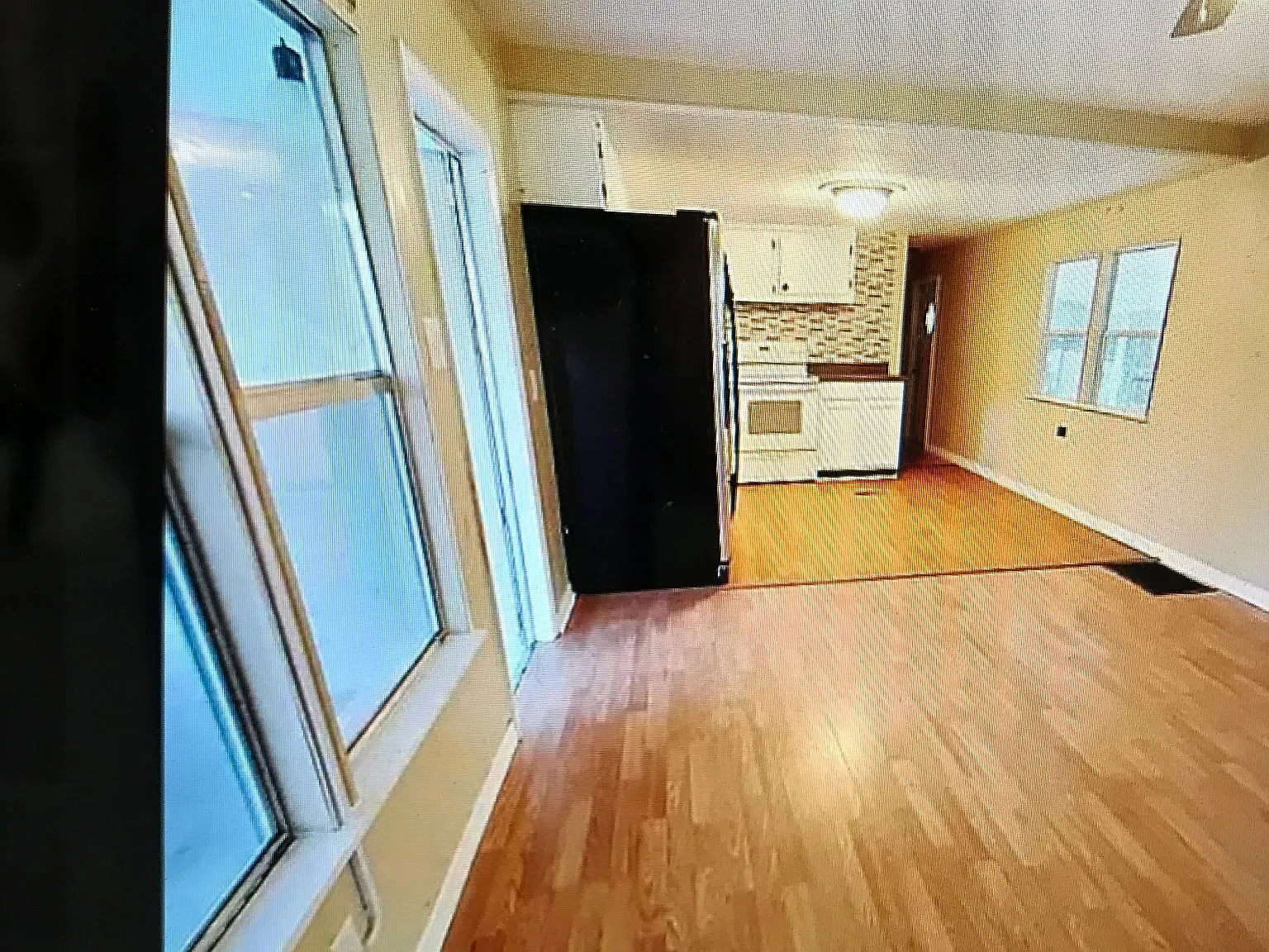 2 bed, 750 sqft, $1,125 — Photo 3