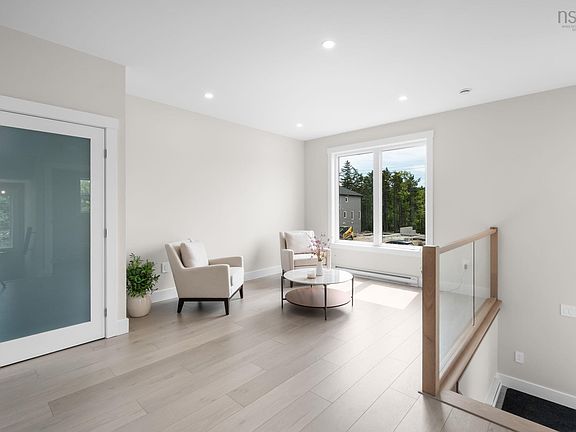 5th image of 85 Simona Dr