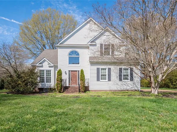103 Clipper Creek Ln, Smithfield, VA 23430