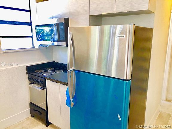 2nd image of 1319 Meridian Ave APT 301