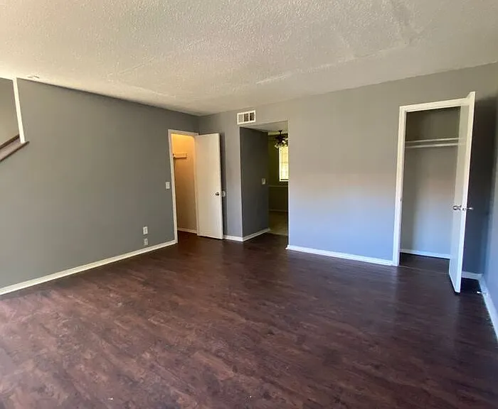 3758 N Nicklas Ave — Photo 6
