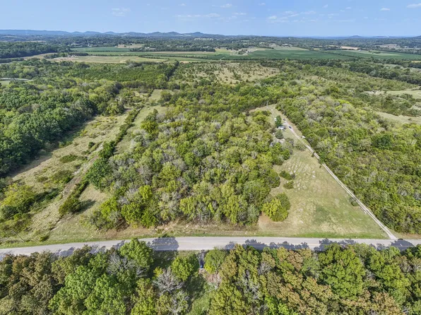8546 Taliaferro Rd, Eagleville, TN 37060