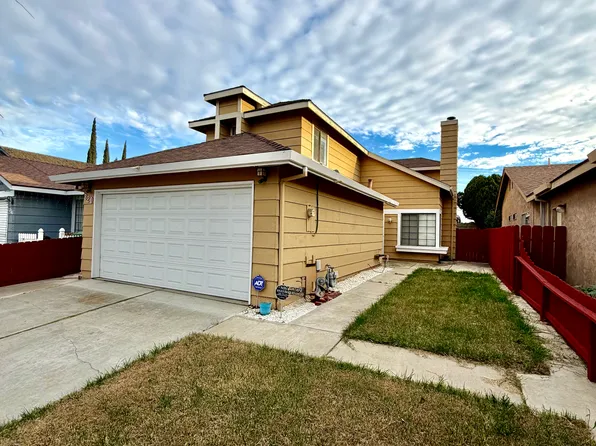 320 Hawthorne Dr, Tracy, CA 95376