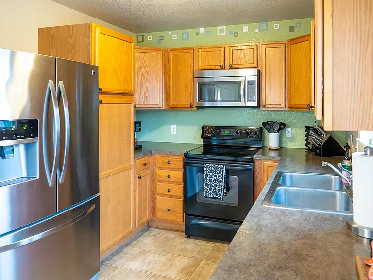 1007 Boswell Dr — Photo 18