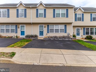 126 Megan Cir, Chalfont, PA, 18914