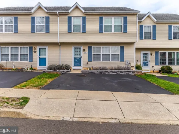 126 Megan Cir, Chalfont, PA 18914