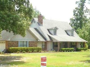 1701 Colony Dr, White Hall, AR 71602