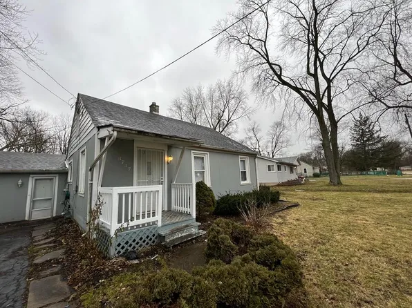 3737 Rose Manor Ter, Markham, IL 60428