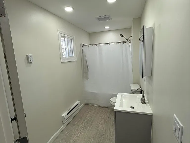 710 S Hanover St — Photo 10