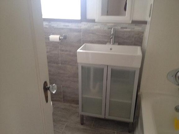 2nd image of 5007 N Vassault St