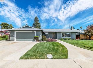 2352 Stonebridge Rd, Livermore, CA 94550