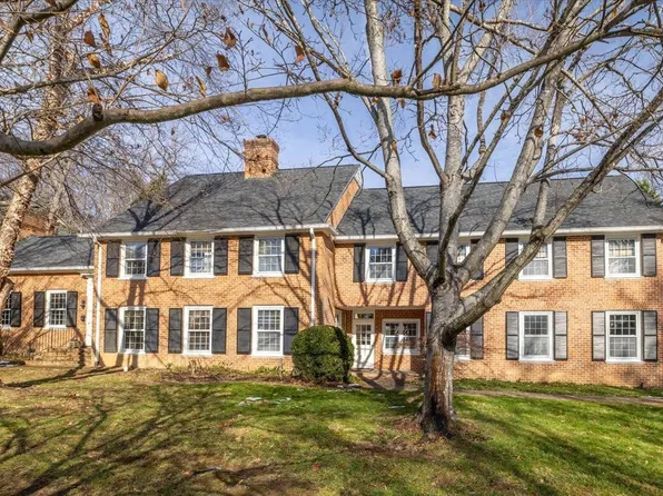 1311 Oak Dr, Blacksburg, VA 24060