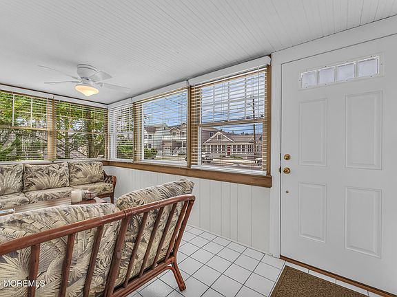 3rd image of 39 8th Avenue