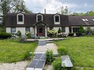 45 Waites Landing Rd, Falmouth, ME 04105