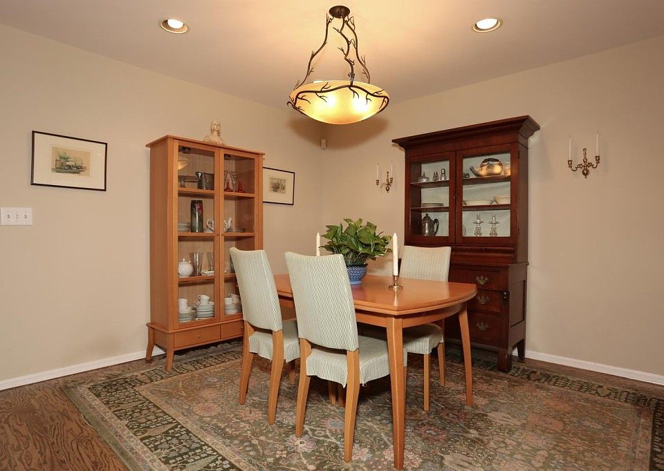 447 Santiago Ct Mahwah NJ Zillow