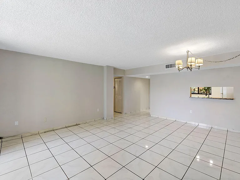 8730 SW 133rd Avenue Rd #1ST FLOOR — Photo 6