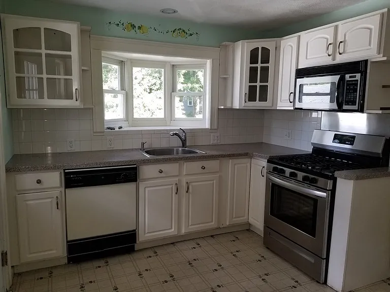 30 Quarry Ln — Photo 2