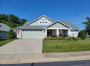 36 Wild Turkey Trl, Hendersonville, NC 28792