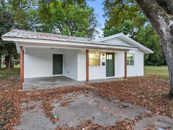 1016 Front St, Newport, AR 72112