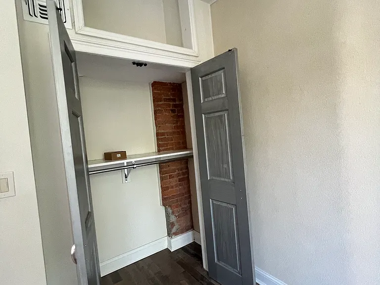 1409 Jefferson Ave #2C — Photo 4