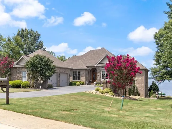 113 Gardenia Dr, Ninety Six, SC 29666