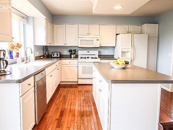 5th image of 4536 Brighton Cir