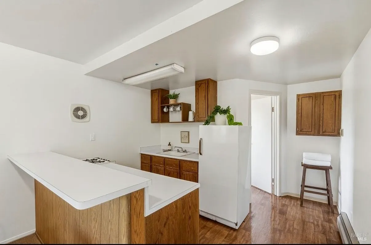 1 bed, 800 sqft, $1,850 — Photo 1