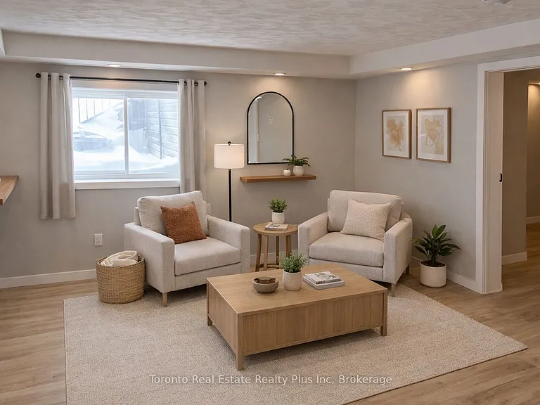 16 Huron Rd #4 — Photo 5