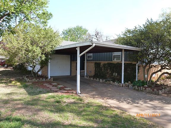 1 Car Garage & Carport