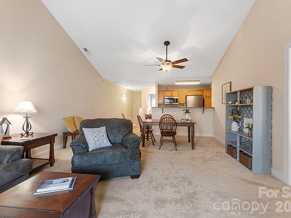5th image of 94 Foxden Dr Unit 202