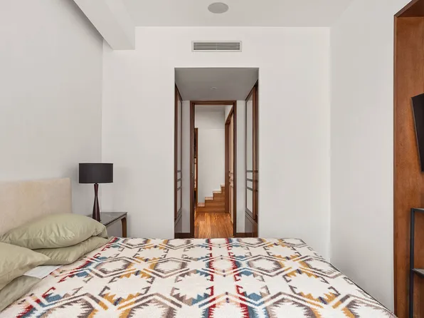 244 West 23rd Street image 5 of 10