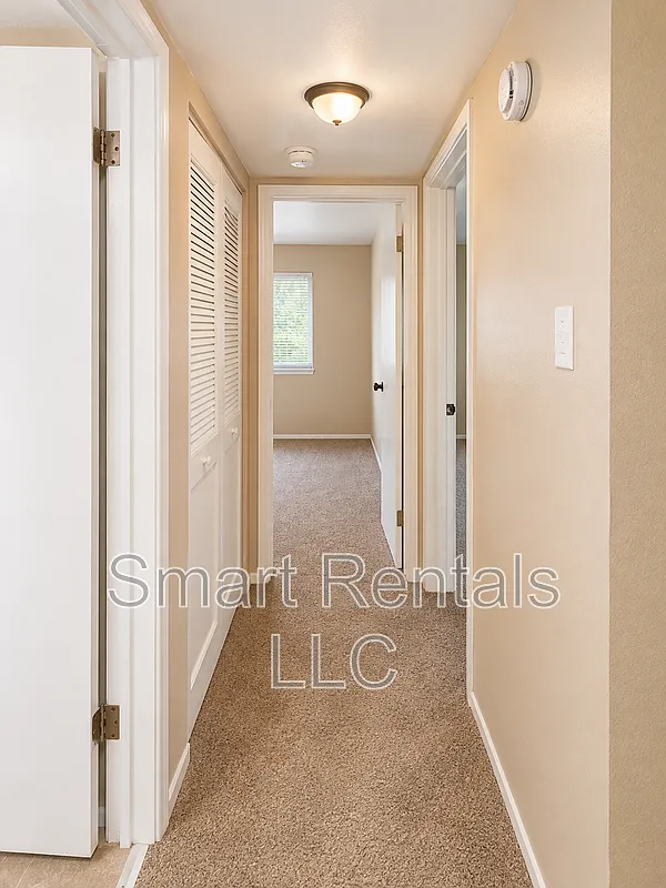 2 bed, 1.0 bath, 765 sqft, $895 — Photo 4