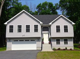 McGrath Ter, Fishkill, NY 12524