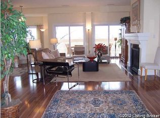 1409 Mockingbird Terrace Dr UNIT 403H, Louisville, KY 40207