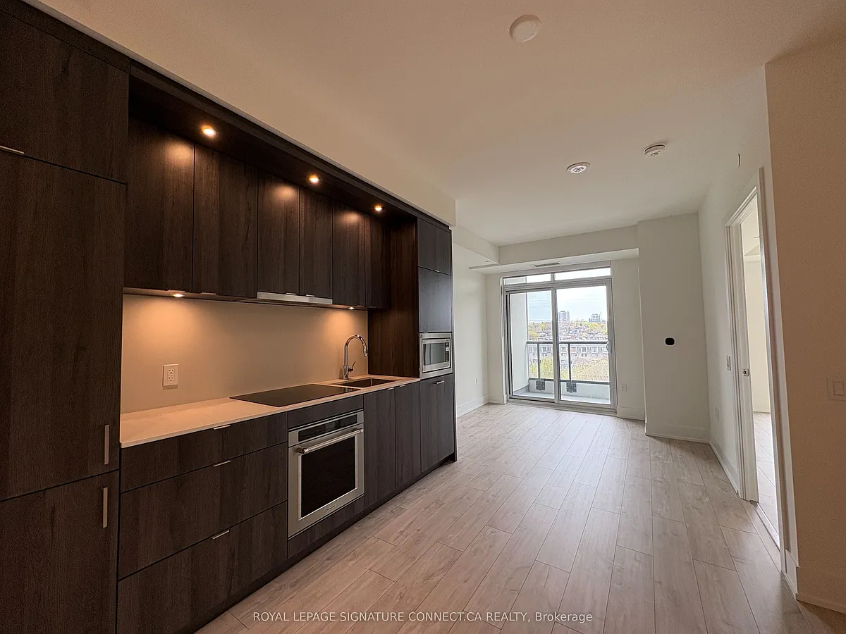 Building Photo - 858 Dupont St #607